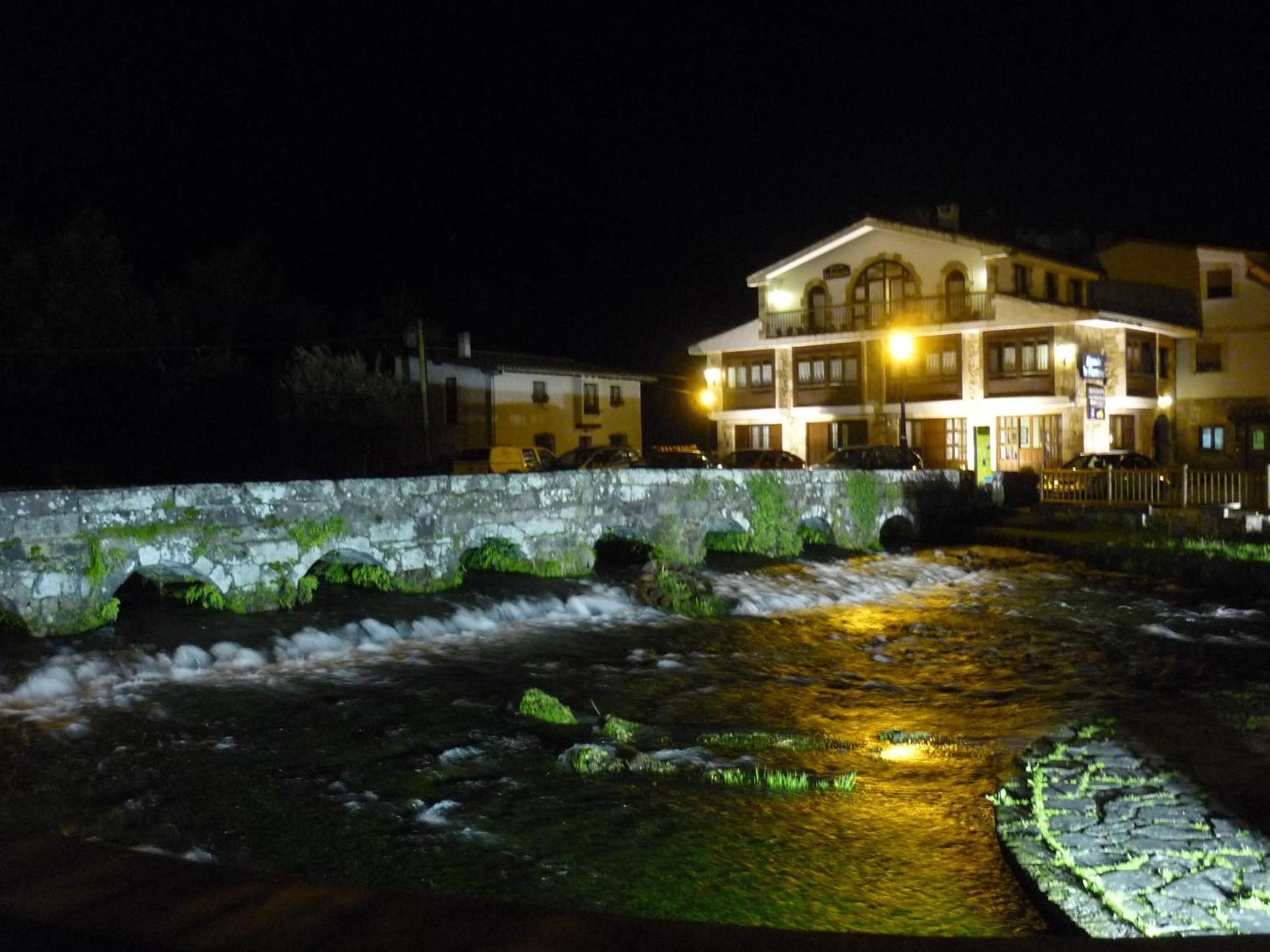 Posada La Fuentona de Ruente Exterior foto